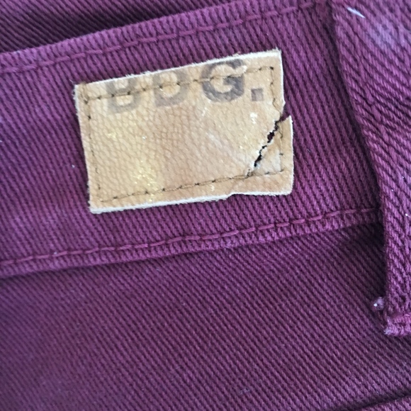 BDG Cheeky High-rise from Urban Outfitters - Picture 3 of 4